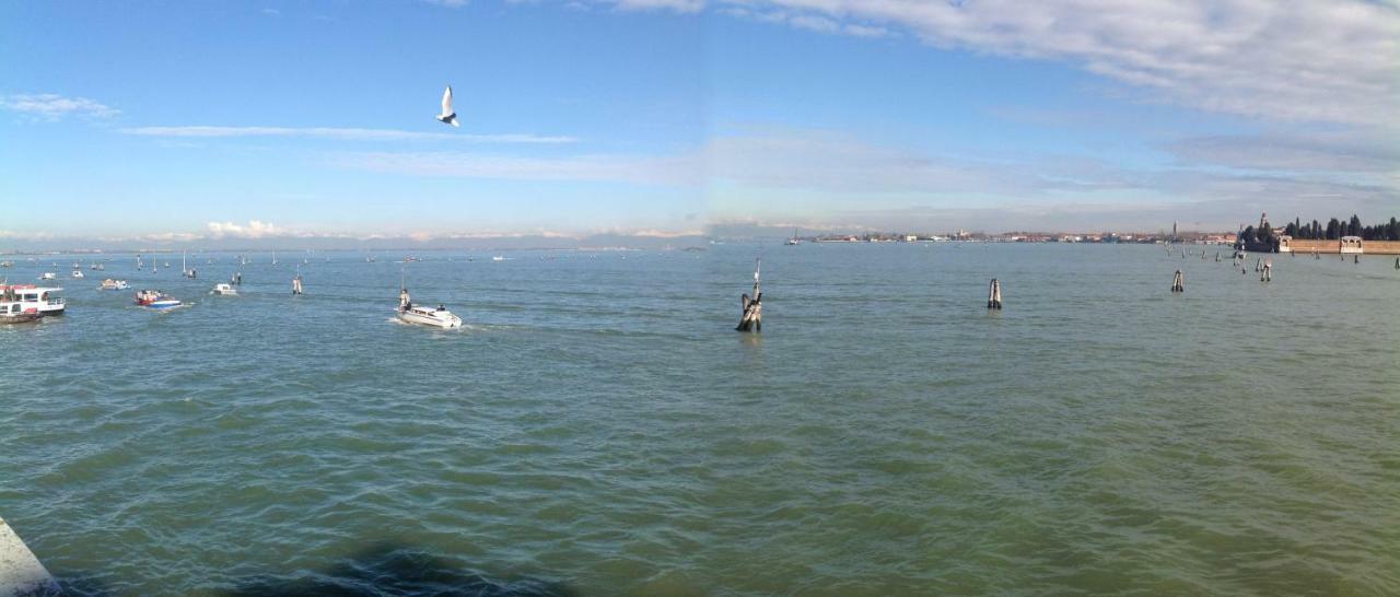 Ca Lezze Bell'Appartamento Nel Cuore Di Venezia Exterior foto
